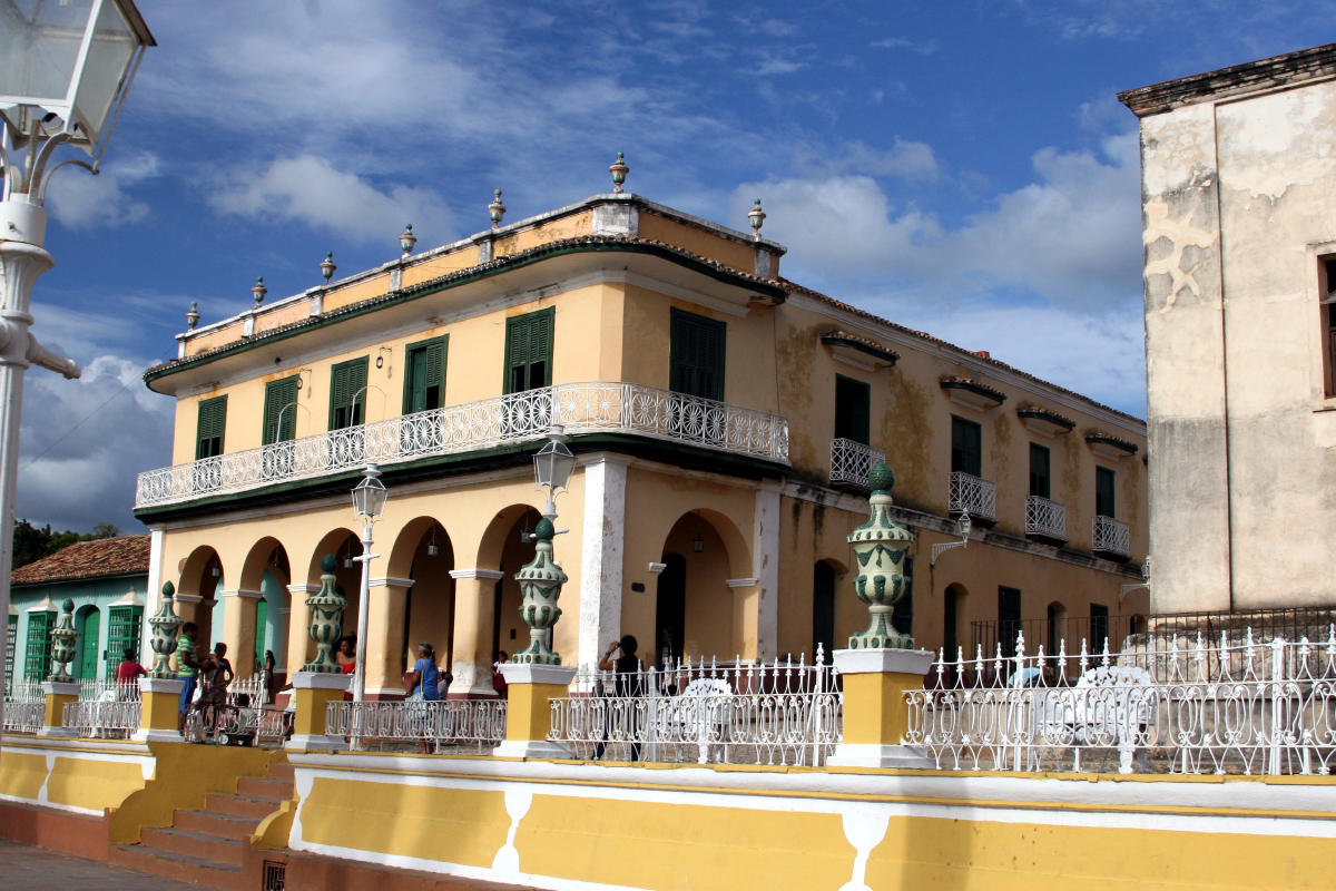 Trinidad - город на Кубе, близ побережья Карибского моря.